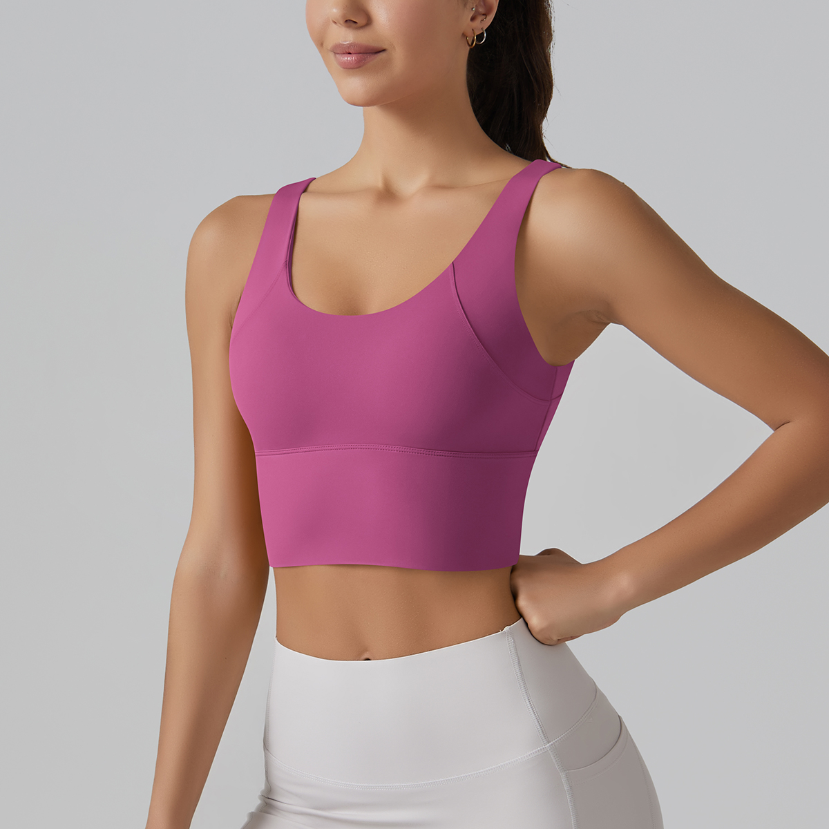 Nueva camiseta sin mangas de Y - Sports Bra High Impact reseña y precio